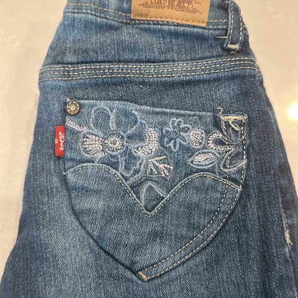 Girls bootcut jeans wrangler and Levi’s size 8 denim jeans flare - Picture 6 of 6